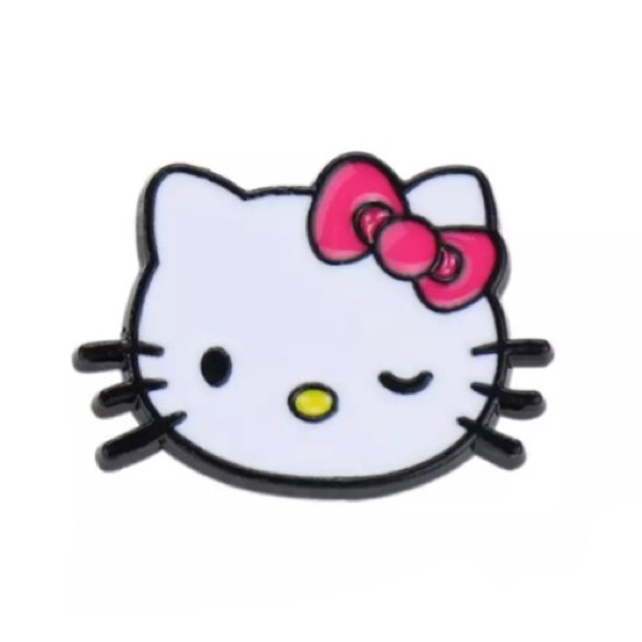Hello Kitty Lacquer Painted PinBroochNwt 15$